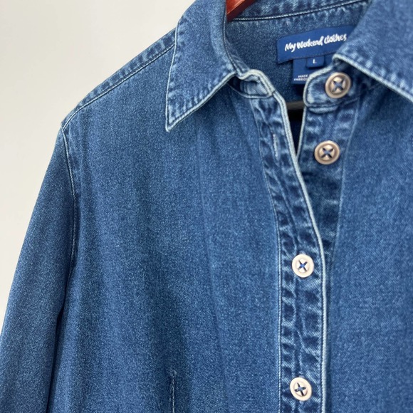 My Weekend Clothes Womens Size Large Denim Blue Jeans Blouse Shirt Top Button - Picture 3 of 9